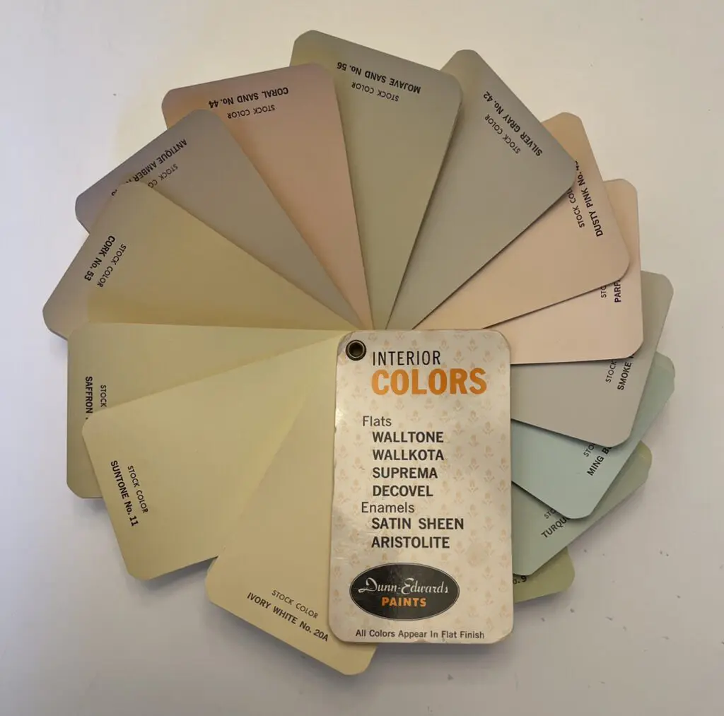 Dunn Edwards paint color fan deck.